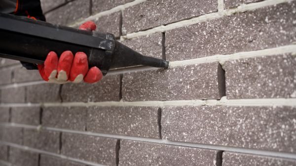 Masonry Tuckpointing in Daphne
