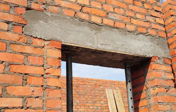 Lintel Mounting in Daphne
